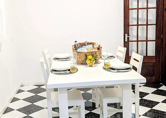 Heredia - 5 Min Form The ريبيرا برافا